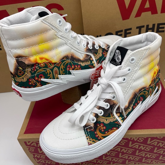 Vans Men’s Sk8-Hi Bolt (Big Reveal) True White/P Sneakers 
VN0A5JIVAZQ - Picture 13 of 16